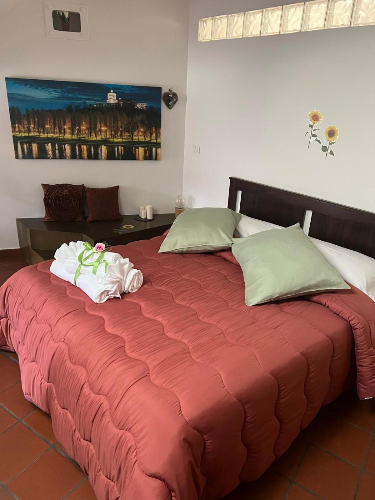 טורינו Historic Center Via Po Apartment מראה חיצוני תמונה